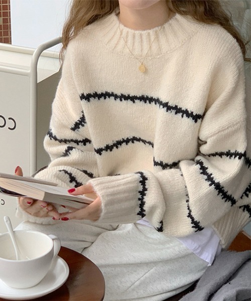 HALEY PESCA（ヘーリーペスカ）の「HALEY PESCA/ルーズシルエット ラインニット（ニット/セーター・レディース・ホワイト/ブラック・FREE）」の4枚目の写真