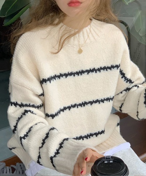 HALEY PESCA（ヘーリーペスカ）の「HALEY PESCA/ルーズシルエット ラインニット（ニット/セーター・レディース・ホワイト/ブラック・FREE）」の7枚目の写真