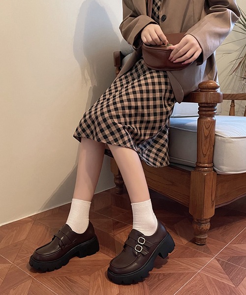 aimoha（アイモハ）の「厚底レトロローファー（ローファー・レディース・ブラウン/ブラック・22.5cm/24.0cm/24.5cm/23.5cm/23.0cm）」の2枚目の写真