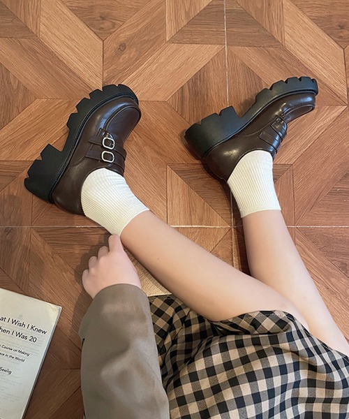 aimoha（アイモハ）の「厚底レトロローファー（ローファー・レディース・ブラウン/ブラック・22.5cm/24.0cm/24.5cm/23.5cm/23.0cm）」の12枚目の写真