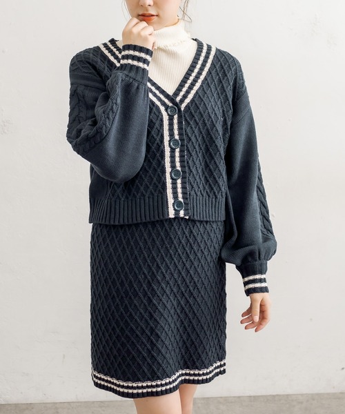 OLIVE des OLIVE(オリーブデオリーブ)の「ライン入りニットセットアップ(ワンピース・レディース・ネイビー/オフホワイト/ラベンダー・FREE)」の13枚目の写真