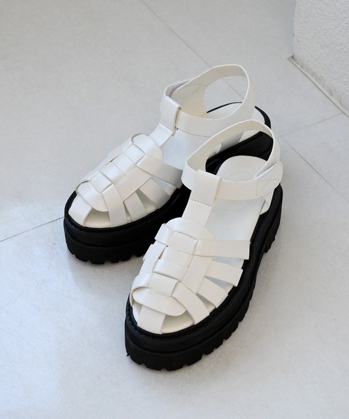 NOFALL（ノーフォール）の「厚底トラックソールグルカサンダル（サンダル・レディース・ホワイト/ブラック・M/LL/3L/S/L）」の2枚目の写真