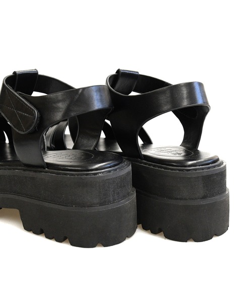 NOFALL（ノーフォール）の「厚底トラックソールグルカサンダル（サンダル・レディース・ホワイト/ブラック・M/LL/3L/S/L）」の4枚目の写真