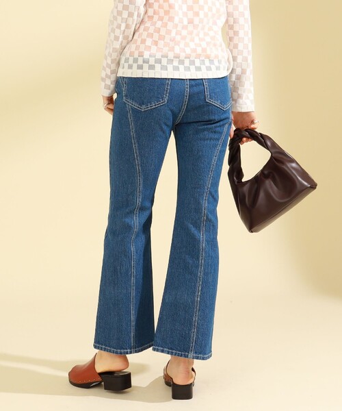 Ray BEAMS（レイビームス）の「Ray BEAMS / カーブ ステッチ デニム パンツ（デニムパンツ・レディース・ブルー系その他4・0/1）」の15枚目の写真