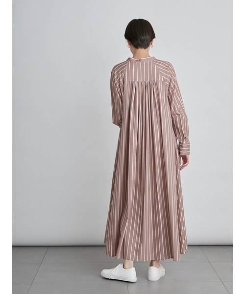 emmi(エミ)の「【emmi atelier】ワイドシャツワンピース(ワンピース・レディース・ブラウン/オフホワイト/ブルー・1/0)」の16枚目の写真