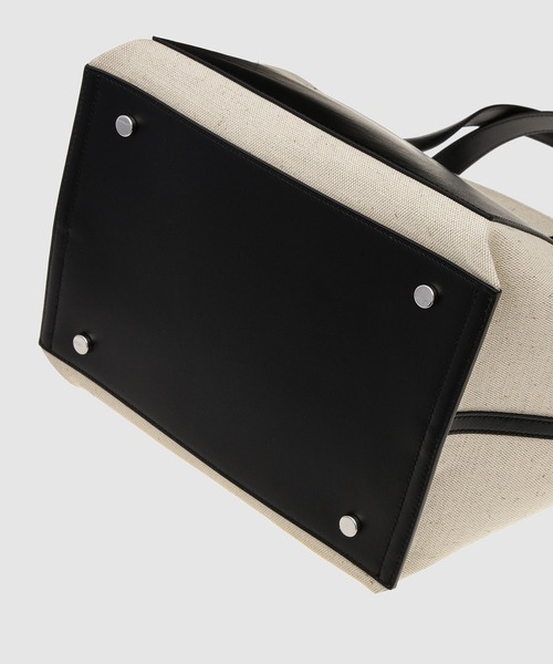 JIL SANDER（ジルサンダー）の「WANDER SQUARE SM（トートバッグ・レディース・ホワイト×ブラック・U）」の3枚目の写真