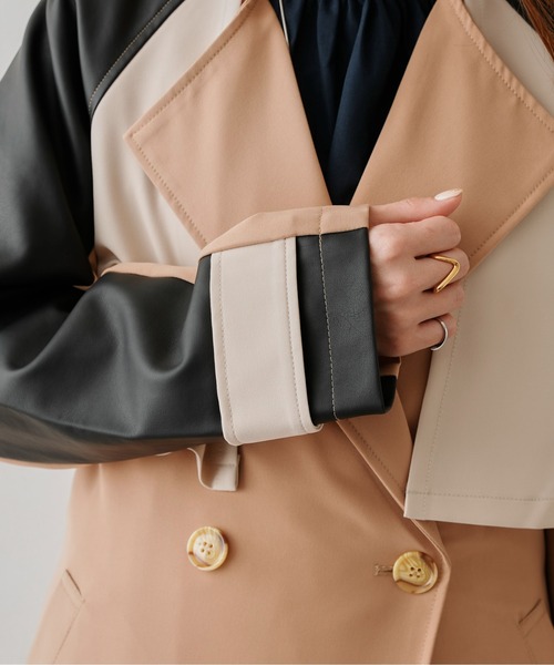 Chez toi（シェトワ）の「異素材バイカラートレンチコート（トレンチコート・レディース・ブラック/ベージュ/ブルー・FREE）」の17枚目の写真