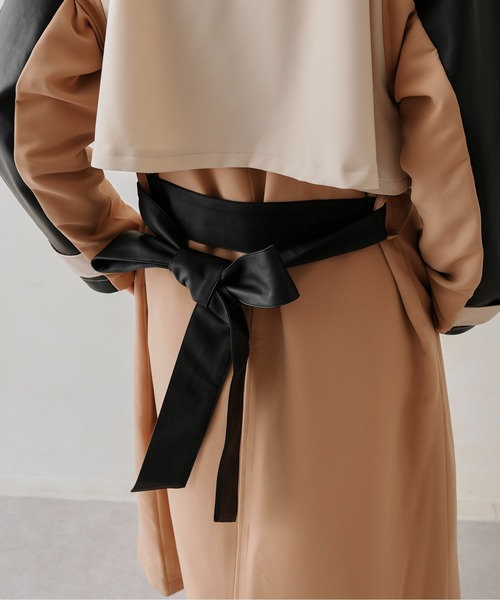 Chez toi（シェトワ）の「異素材バイカラートレンチコート（トレンチコート・レディース・ブラック/ベージュ/ブルー・FREE）」の19枚目の写真