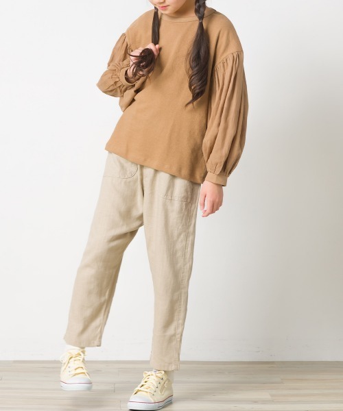 OMNES(オムネス)の「キッズ スラブコットン袖ボリューム長袖Tシャツ ロンT(Tシャツ/カットソー・キッズ・ネイビー/ピンク/アイボリー/キャメル/グレイッシュブルー・100/110/120/130/140)」の16枚目の写真