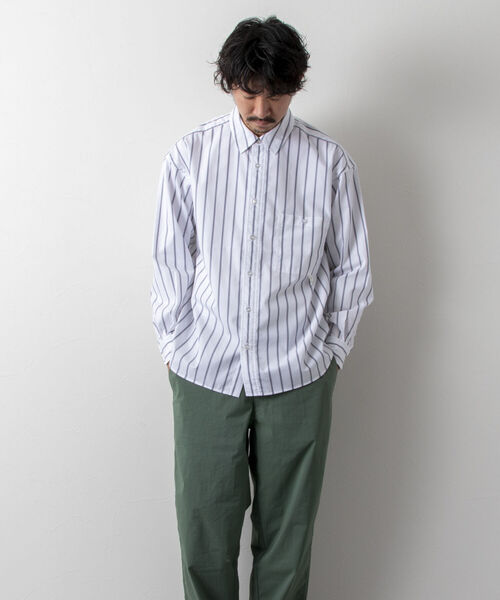 NOLLEY'S goodman(ノーリーズグッドマン)の「【WORK ABOUT/ワークアバウト】 ELEMENTARY SHIRT ビッグシルエットシャツ(シャツ/ブラウス・メンズ・ブラック/ネイビー/ホワイト系その他4/ブルー系その他3・MEDIUM/LARGE)」の5枚目の写真