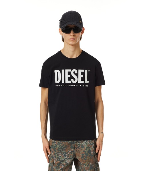 DIESEL（ディーゼル）の「メンズ Tシャツ スリムフィット ロゴ（Tシャツ/カットソー・メンズ・ホワイト/ブラック・LARGE/SMALL/X-SMALL/XX-LARGE/X-LARGE/MEDIUM/XXX-LARGE）」の2枚目の写真