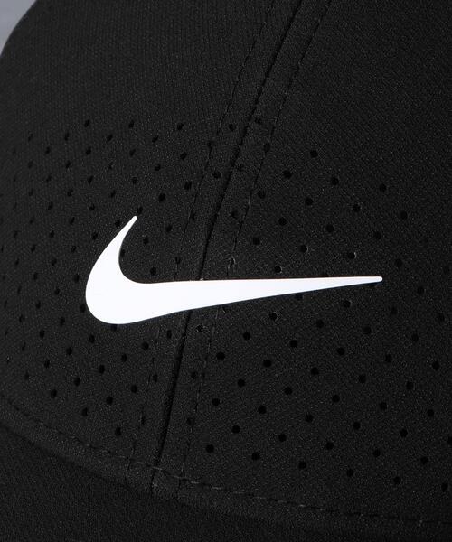 NIKE(ナイキ)の「<NIKE(ナイキ)> エアロビルレガシー キャップ(キャップ・メンズ・ブラック・FREE)」の6枚目の写真