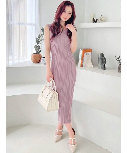 RESEXXY(リゼクシー)の「バックオープンリブニットワンピース(ワンピース・レディース・ブラック/ベージュ/ピンク/グリーン・SMALL/MEDIUM)」の11枚目の写真