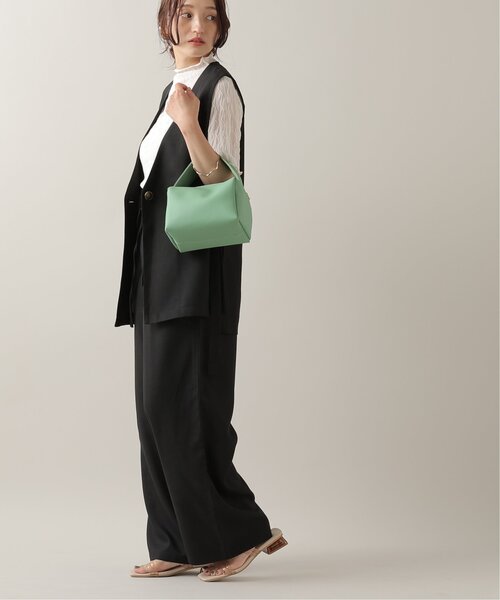 frames RAY CASSIN（フレームスレイカズン）の「キャラメルボックスショルダー（ショルダーバッグ・レディース・ピンク/オフホワイト/グリーン/ブラック・FREE）」の8枚目の写真