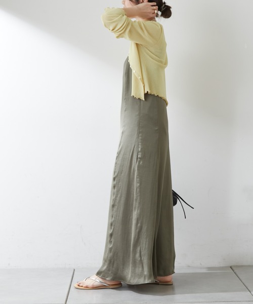 SHENERY（シーナリー）の「サテンマーメイドキャミドレス（ドレス・レディース・カーキ・38/36）」の5枚目の写真