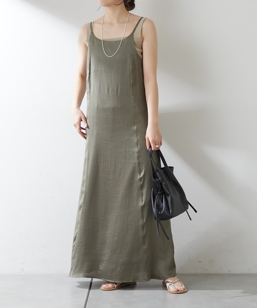 SHENERY（シーナリー）の「サテンマーメイドキャミドレス（ドレス・レディース・カーキ・38/36）」の9枚目の写真