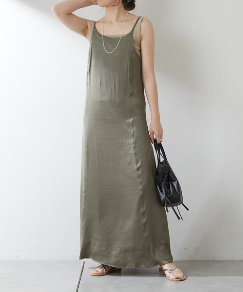 SHENERY（シーナリー）の「サテンマーメイドキャミドレス（ドレス・レディース・カーキ・38/36）」の10枚目の写真