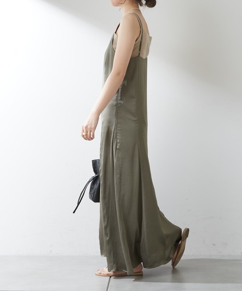 SHENERY（シーナリー）の「サテンマーメイドキャミドレス（ドレス・レディース・カーキ・38/36）」の12枚目の写真