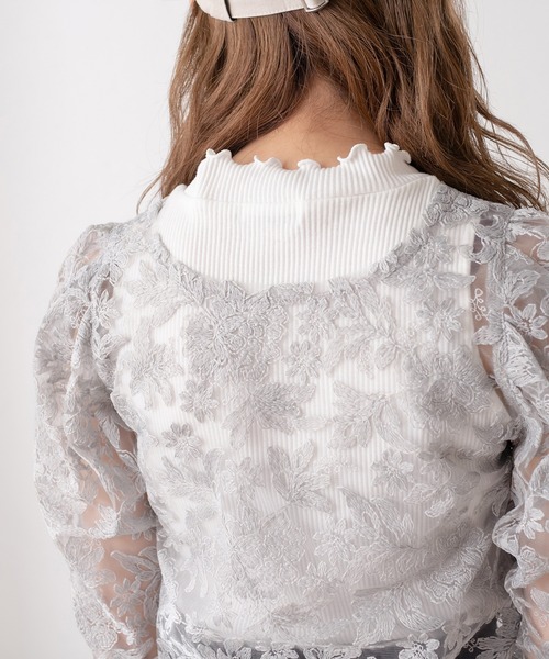 OLIVE des OLIVE（オリーブデオリーブ）の「花刺繍オーガンジープルオーバー（シャツ/ブラウス・レディース・オフホワイト/ブラック/ライトグレー・FREE）」の14枚目の写真