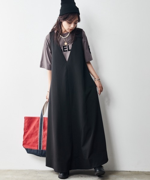 セール】＜大きいサイズ＞深VネックAラインロングワンピース