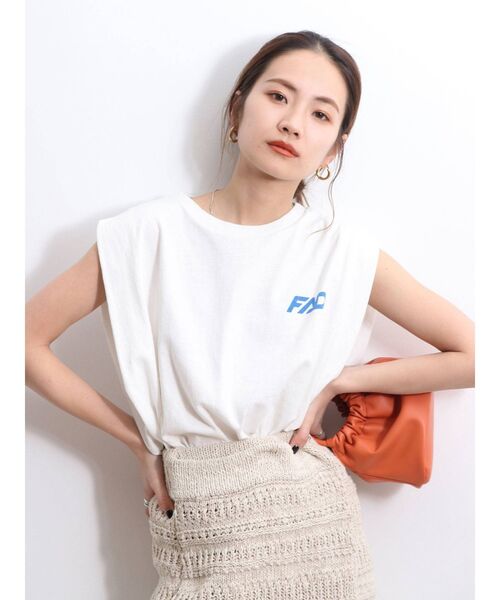 Ungrid（アングリッド）の「ロゴルーズタンクトップ（タンクトップ・レディース・チャコールグレー/オフホワイト/グリーン・FREE）」の5枚目の写真