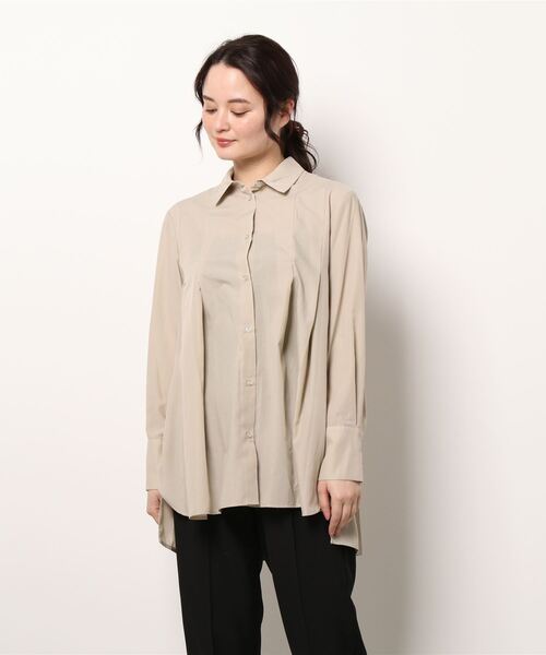 Te chichi（テチチ）の「バックプリーツチュニックシャツ（シャツ/ブラウス・レディース・ベージュ/オフホワイト/チャコール・ﾌﾘ-）」の6枚目の写真