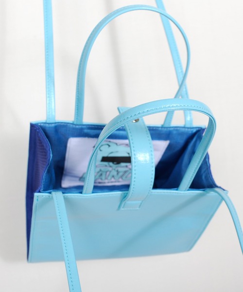 LAND by MILKBOY（ランドバイミルクボーイ）の「Faux leather ミニバッグ（ショルダーバッグ・レディース・A/B・FREE）」の12枚目の写真