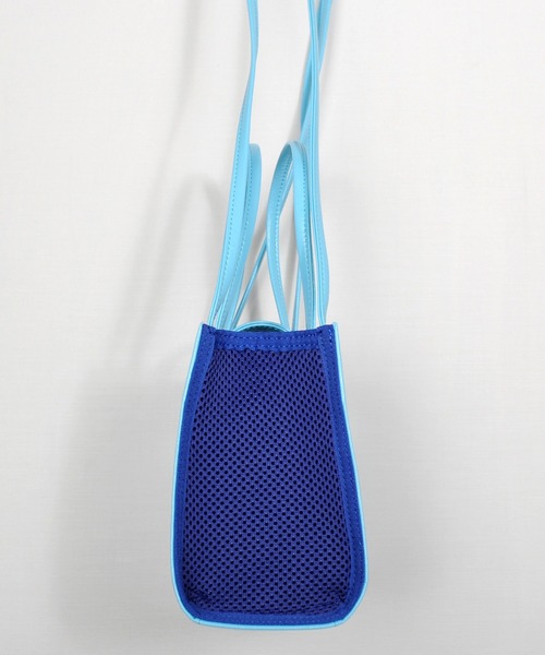 LAND by MILKBOY（ランドバイミルクボーイ）の「Faux leather ミニバッグ（ショルダーバッグ・レディース・A/B・FREE）」の4枚目の写真