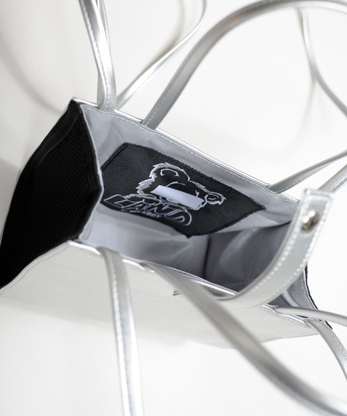 LAND by MILKBOY（ランドバイミルクボーイ）の「Faux leather ミニバッグ（ショルダーバッグ・レディース・A/B・FREE）」の15枚目の写真