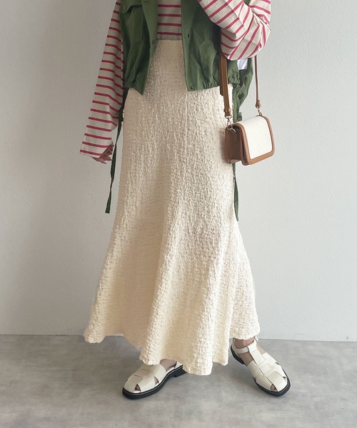 w closet（ダブルクローゼット）の「凸凹ジャガードマーメイドスカート