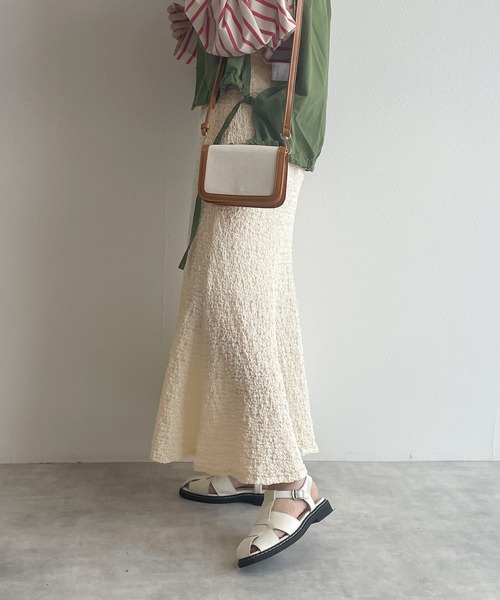 w closet（ダブルクローゼット）の「凸凹ジャガードマーメイドスカート（スカート・レディース・オフホワイト/ブルー/ブラック・FREE）」の10枚目の写真