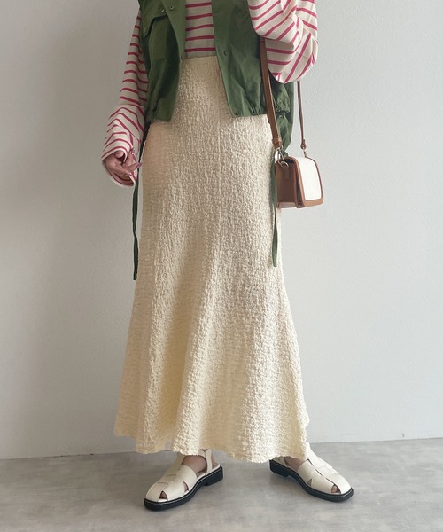 w closet（ダブルクローゼット）の「凸凹ジャガードマーメイドスカート（スカート・レディース・オフホワイト/ブルー/ブラック・FREE）」の11枚目の写真