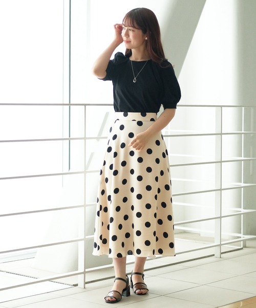 STRAWBERRY-FIELDS（ストロベリーフィールズ）の「セレーナドット　スカート（スカート・レディース・ブラック/ベージュ・2）」の3枚目の写真