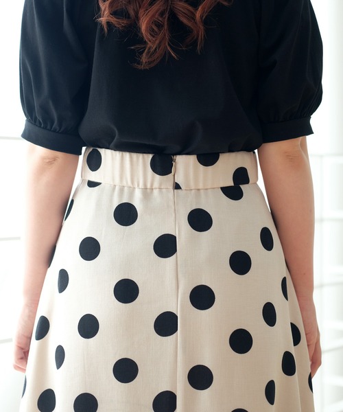 STRAWBERRY-FIELDS（ストロベリーフィールズ）の「セレーナドット　スカート（スカート・レディース・ブラック/ベージュ・2）」の8枚目の写真