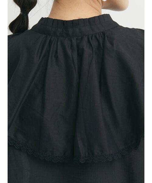 Green Parks(グリーンパークス)の「I 襟付きフリルブラウス(シャツ/ブラウス・レディース・ブラック/オフホワイト・FREE)」の6枚目の写真