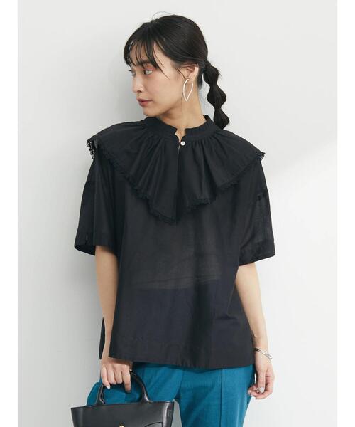 Green Parks(グリーンパークス)の「I 襟付きフリルブラウス(シャツ/ブラウス・レディース・ブラック/オフホワイト・FREE)」の1枚目の写真
