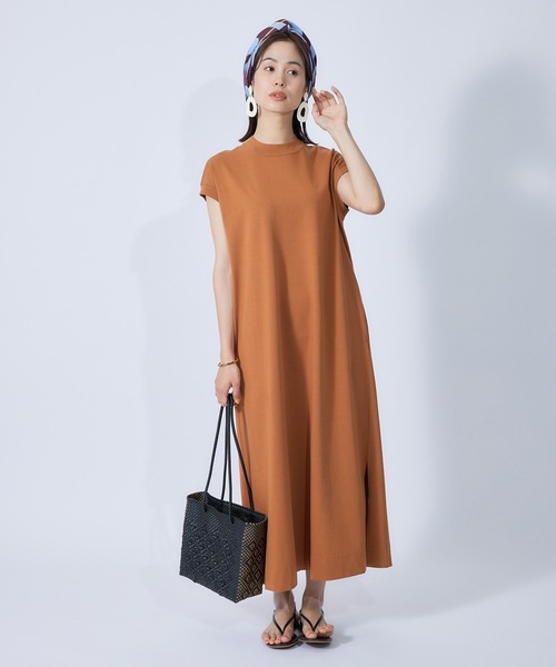 ROPE'（ロペ）の「リサイクルコットンジャージーキャップスリーブワンピース（ワンピース・レディース・ブラック/ブラウン・38）」の16枚目の写真