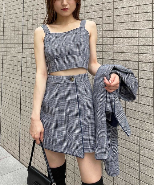 SPIRALGIRL（スパイラルガール）の「チェック柄パイピングビスチェ（キャミソール・レディース・ネイビー/ブラウン・FREE）」の10枚目の写真