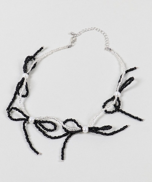 SPINNS（スピンズ）の「4リボンビーズネックレス（ネックレス・レディース・クリア/シルバー/ブラック系その他/A・ONESIZE）」の11枚目の写真