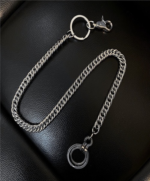 1004ST(イチマルマルヨンエスティ―)の「1004ST 喜平 ウォレットチェーン ストリート スケーター(ウォレットチェーン・メンズ・シルバー/ブラック/ゴールド/シルバー系2/シルバー系/シルバー系1/シルバー系3/シルバー系4/シルバー系5/シルバー系6/ブラック系/シルバー系8/シルバー系その他/シルバー系7/シルバー系9/シルバー系その他2/アンティークゴールド/シルバー系その他3/シルバー系その他6/シルバー系その他5/シルバー系その他4/シルバー系その他7/A/B/C/D/E/ゴールド系/ガンメタ/ゴールド系1/F/H/G/J/I/ブラック系1/ゴールド系3/ゴールド系2/ブラック系2/ブラック系3/K/L/ゴールド系4/N・FREE/F)」の9枚目の写真