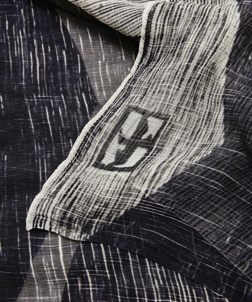 SASQUATCHfabrix.（サスクワァッチファブリックス）の「“女” SILK BIG SCARF（ストール/ショール・メンズ・その他・FREE）」の2枚目の写真