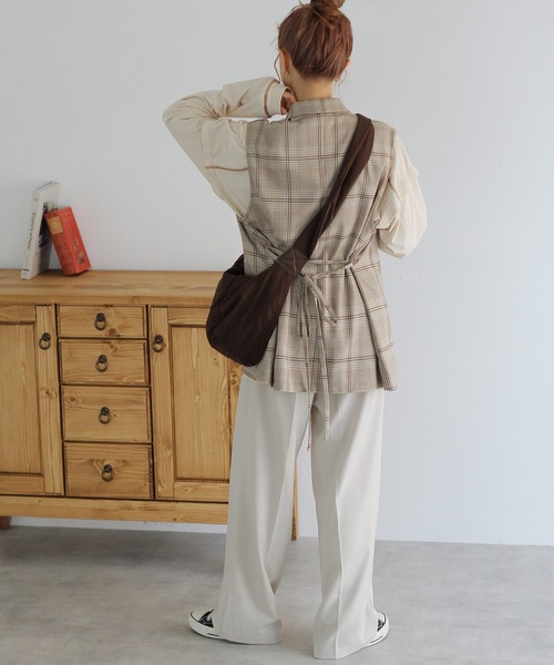 Crisp（クリスプ）の「センタープレスパンツ（チノパンツ・レディース・ベージュ/ブラウン/アイボリー・FREE）」の5枚目の写真