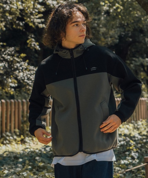 OUTDOOR PRODUCTS(アウトドアプロダクツ)の「【OUTDOOR PRODUCTS/アウトドアプロダクツ】防風 ダンボールフルジップパーカー ビッグシルエット ワンポイントブランドロゴ(パーカー・メンズ・ブラック/ベージュ/カーキ/杢グレー・MEDIUM/LARGE/X-LARGE)」の12枚目の写真
