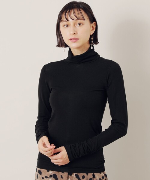 EPOCA THE SHOP（エポカザショップ）の「タートルネックカットソー（Tシャツ/カットソー・レディース・チャコールグレー/オフホワイト/ブラック・38）」の2枚目の写真