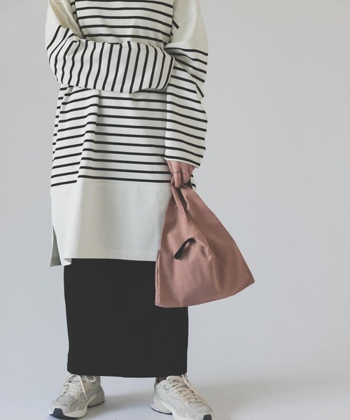URBAN RESEARCH DOORS（アーバンリサーチドアーズ）の「DOORS LIVING PRODUCT　コンビニバッグ（エコバッグ/サブバッグ・レディース・ブラック/モカ・-）」の4枚目の写真