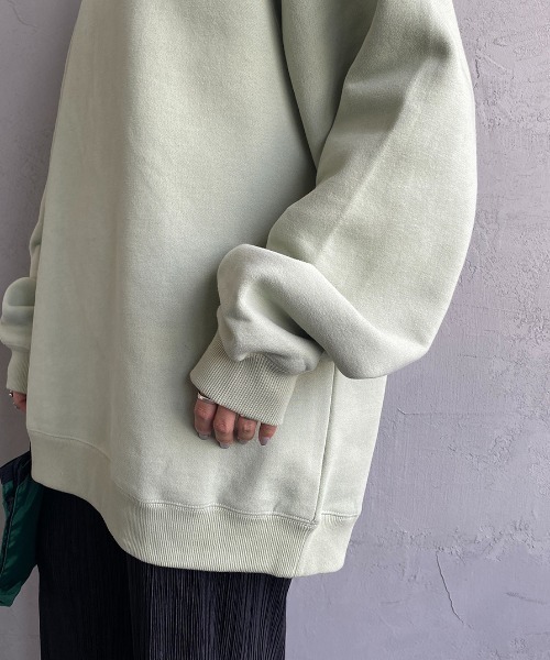 RVCA（ルーカ）の「[RVCA/ルーカ] HAMPTON バックロゴプリントクルーネックスウェット（スウェット・レディース・ホワイト/ブラック/ライトグリーン・S/M/L）」の18枚目の写真