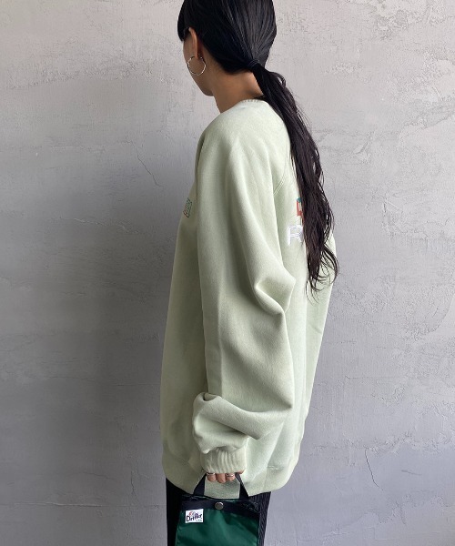 RVCA（ルーカ）の「[RVCA/ルーカ] HAMPTON バックロゴプリントクルーネックスウェット（スウェット・レディース・ホワイト/ブラック/ライトグリーン・S/M/L）」の11枚目の写真
