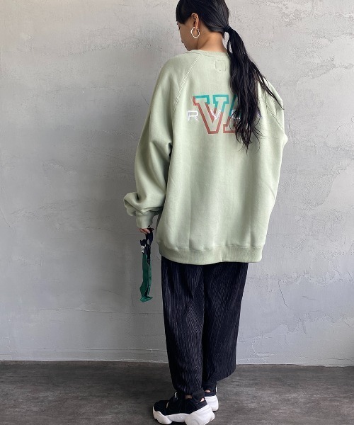 RVCA（ルーカ）の「[RVCA/ルーカ] HAMPTON バックロゴプリントクルーネックスウェット（スウェット・レディース・ホワイト/ブラック/ライトグリーン・S/M/L）」の15枚目の写真