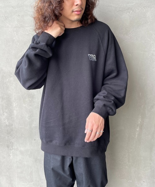 RVCA（ルーカ）の「[RVCA/ルーカ] HAMPTON バックロゴプリントクルーネックスウェット（スウェット・レディース・ホワイト/ブラック/ライトグリーン・S/M/L）」の4枚目の写真