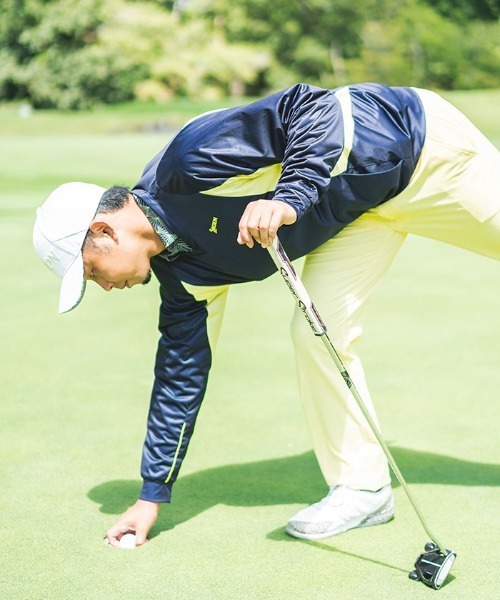 SRIXON（スリクソン）の「タイポデザインウインドプルオーバー V